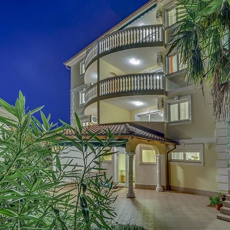 Apartments Villa Maria Crikvenica Zewnętrze zdjęcie