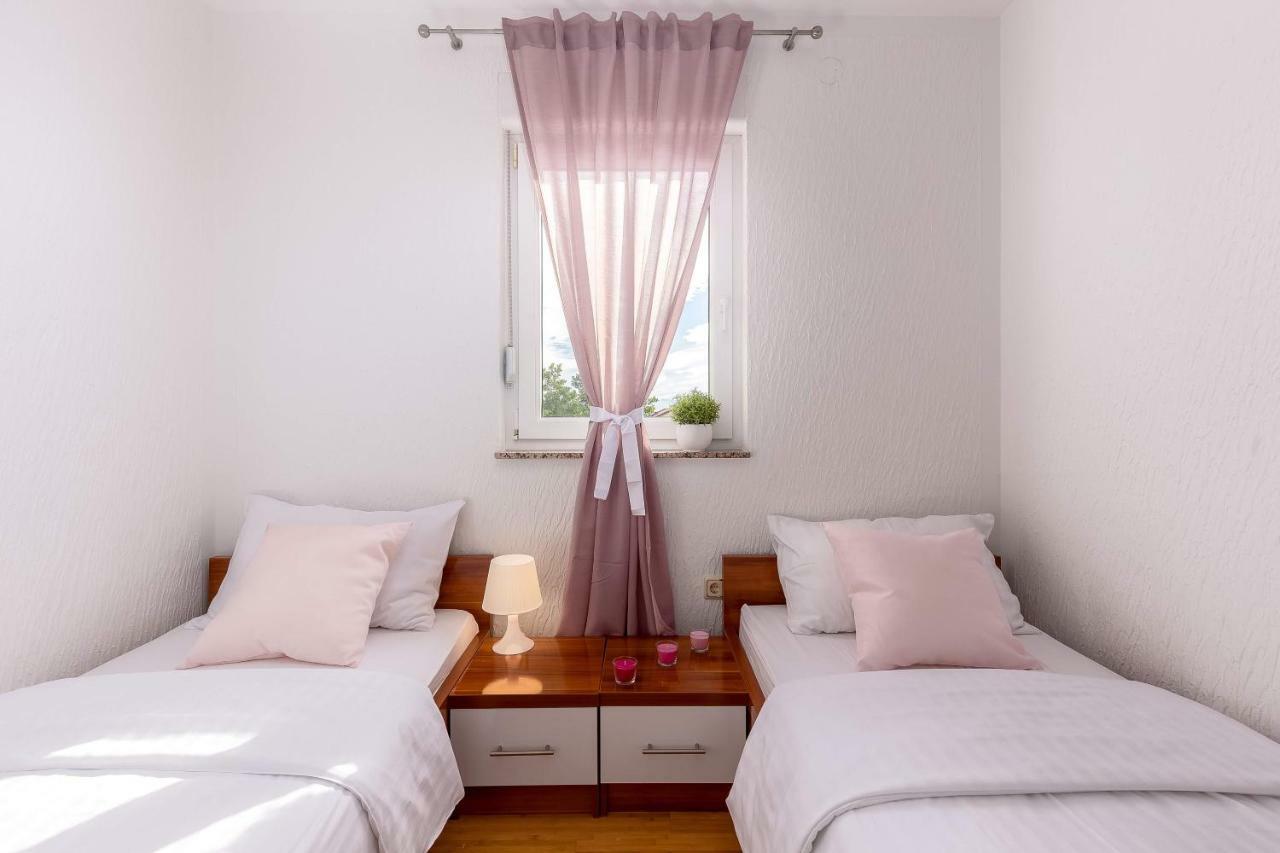 Apartments Villa Maria Crikvenica Zewnętrze zdjęcie